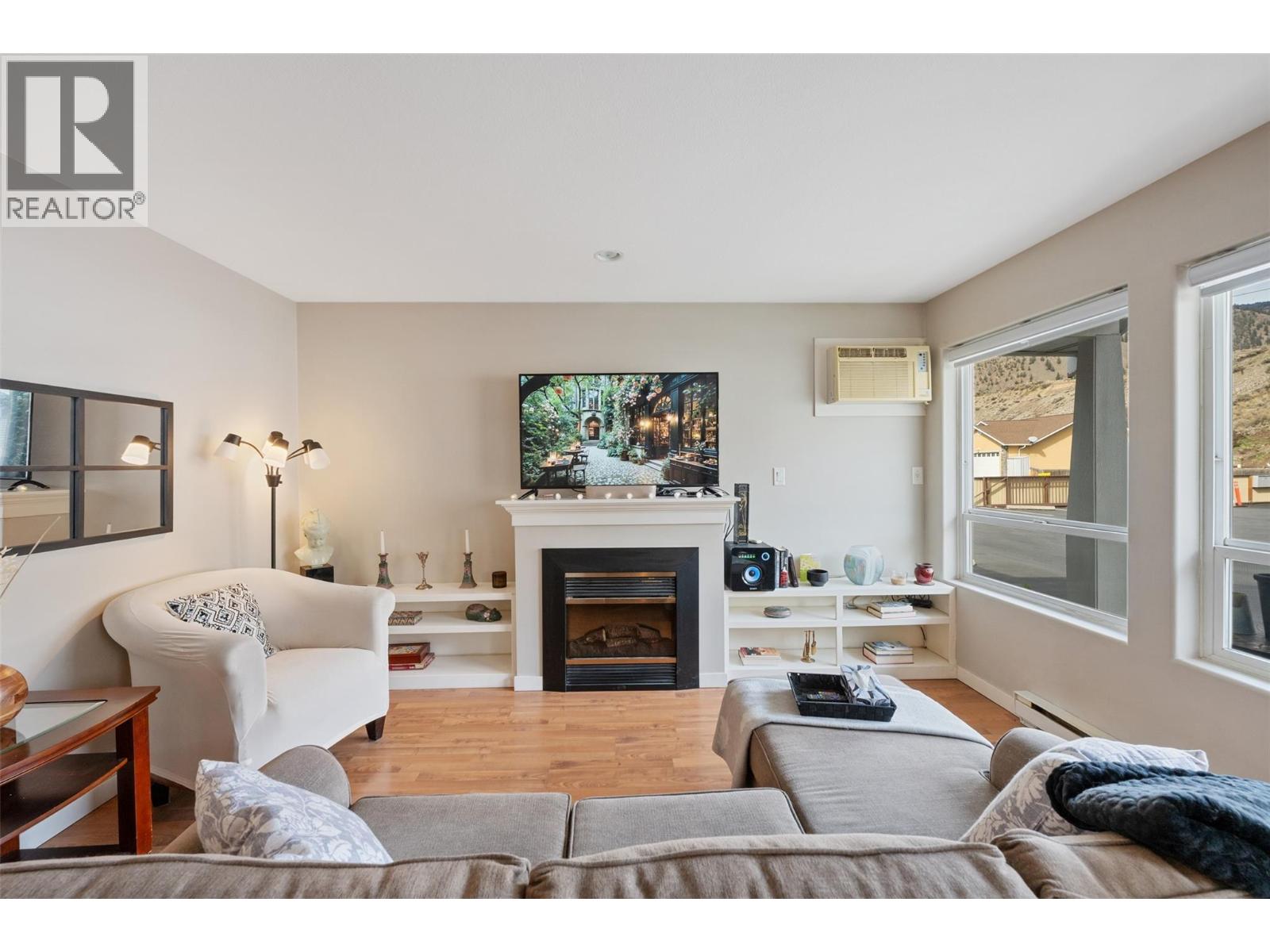 601 9th Street Unit# 8, Keremeos