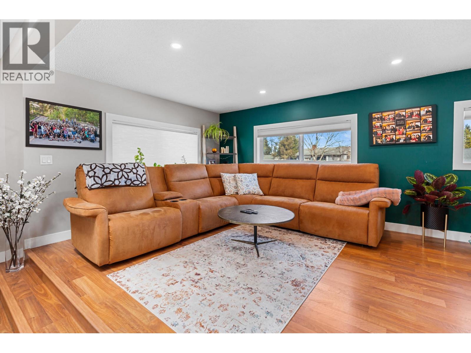 392 GREEN PLACE - 19