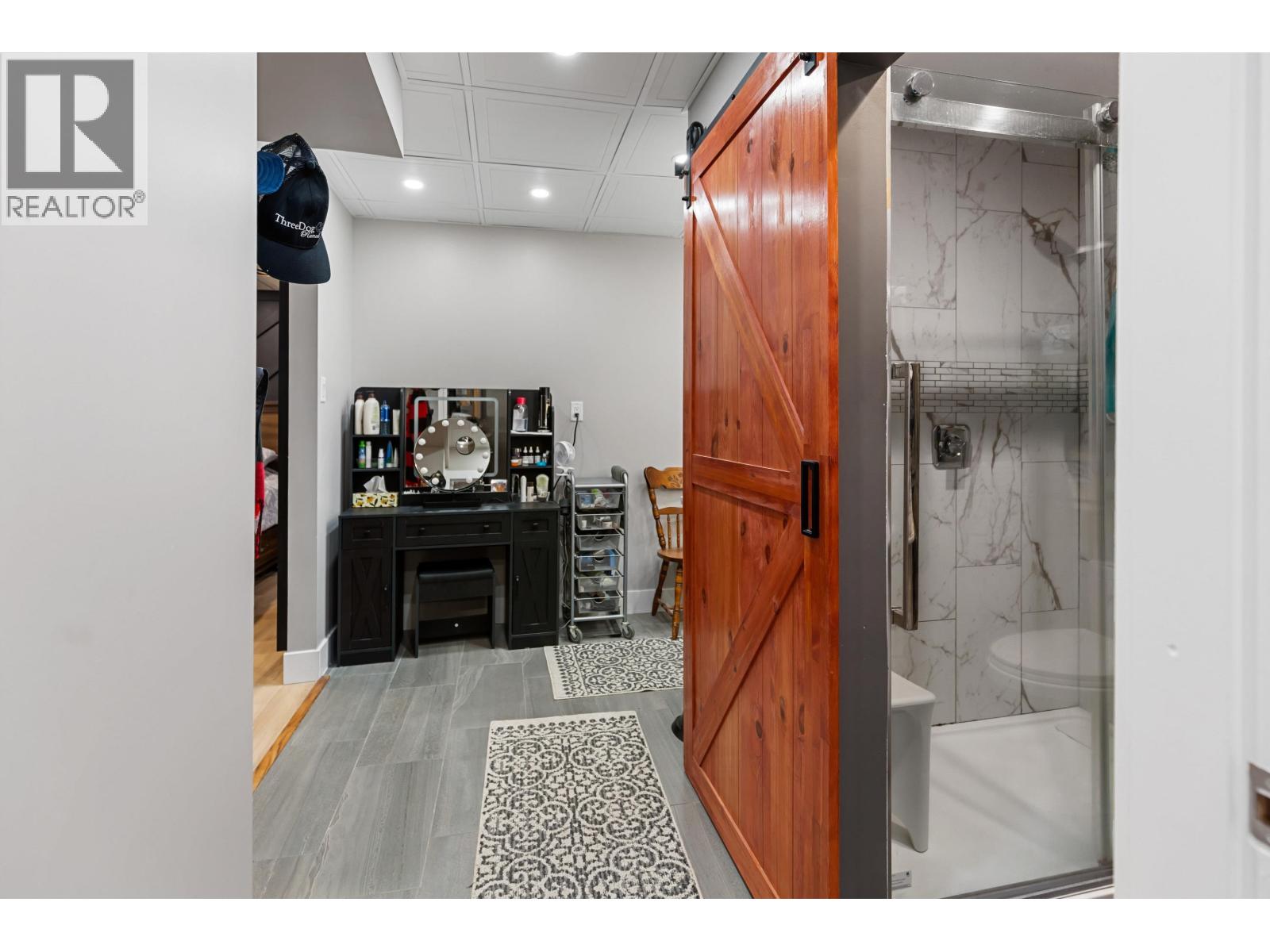 392 GREEN PLACE - 26