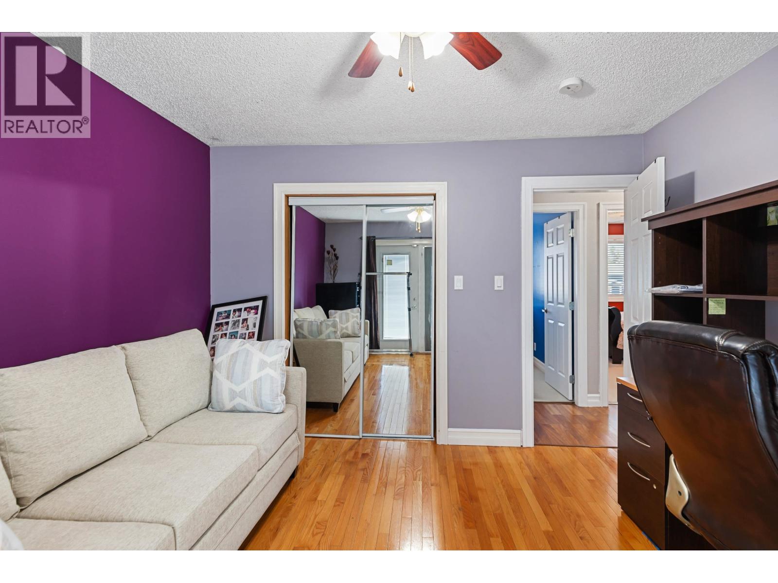 392 GREEN PLACE - 34