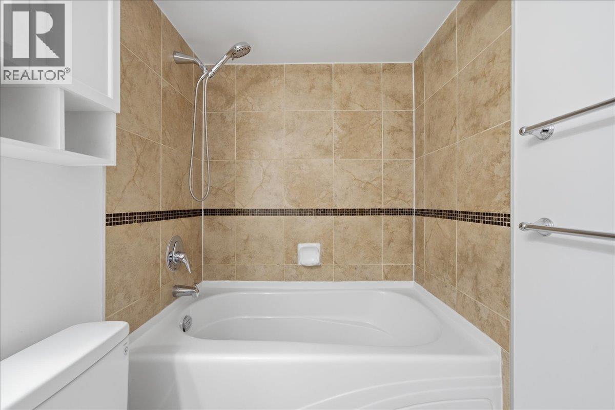 103 19673 MEADOW GARDENS WAY, Pitt Meadows