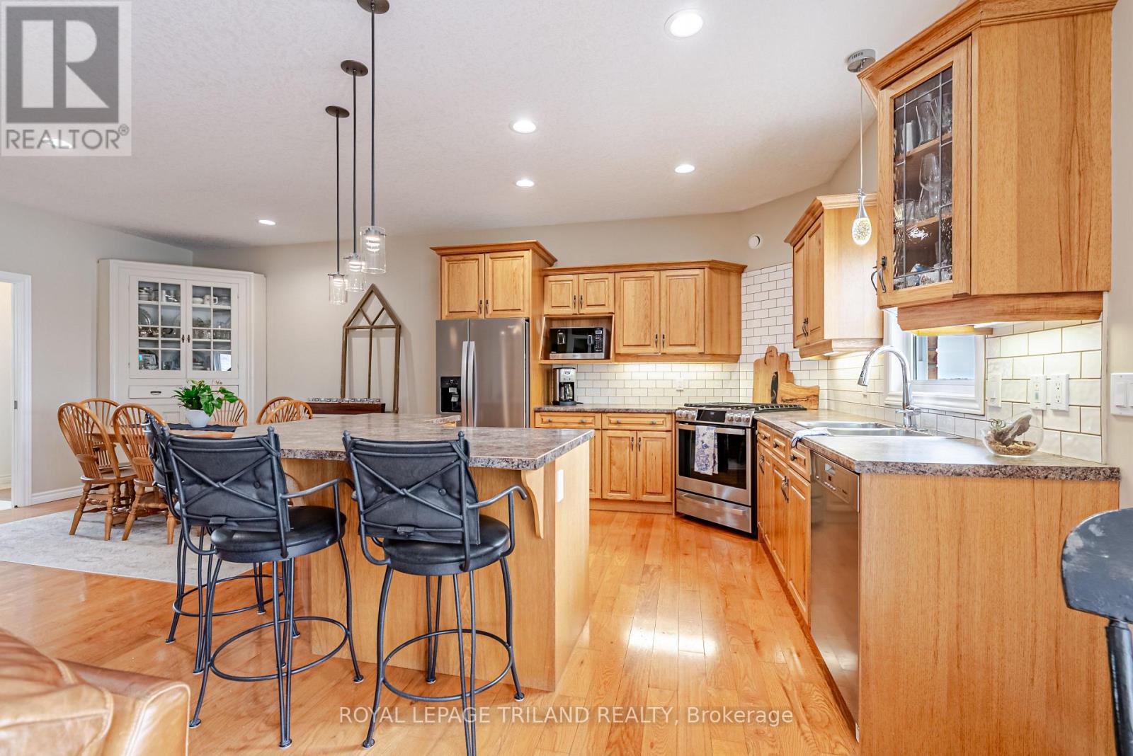 46821 MAPLETON LINE Property Photo
