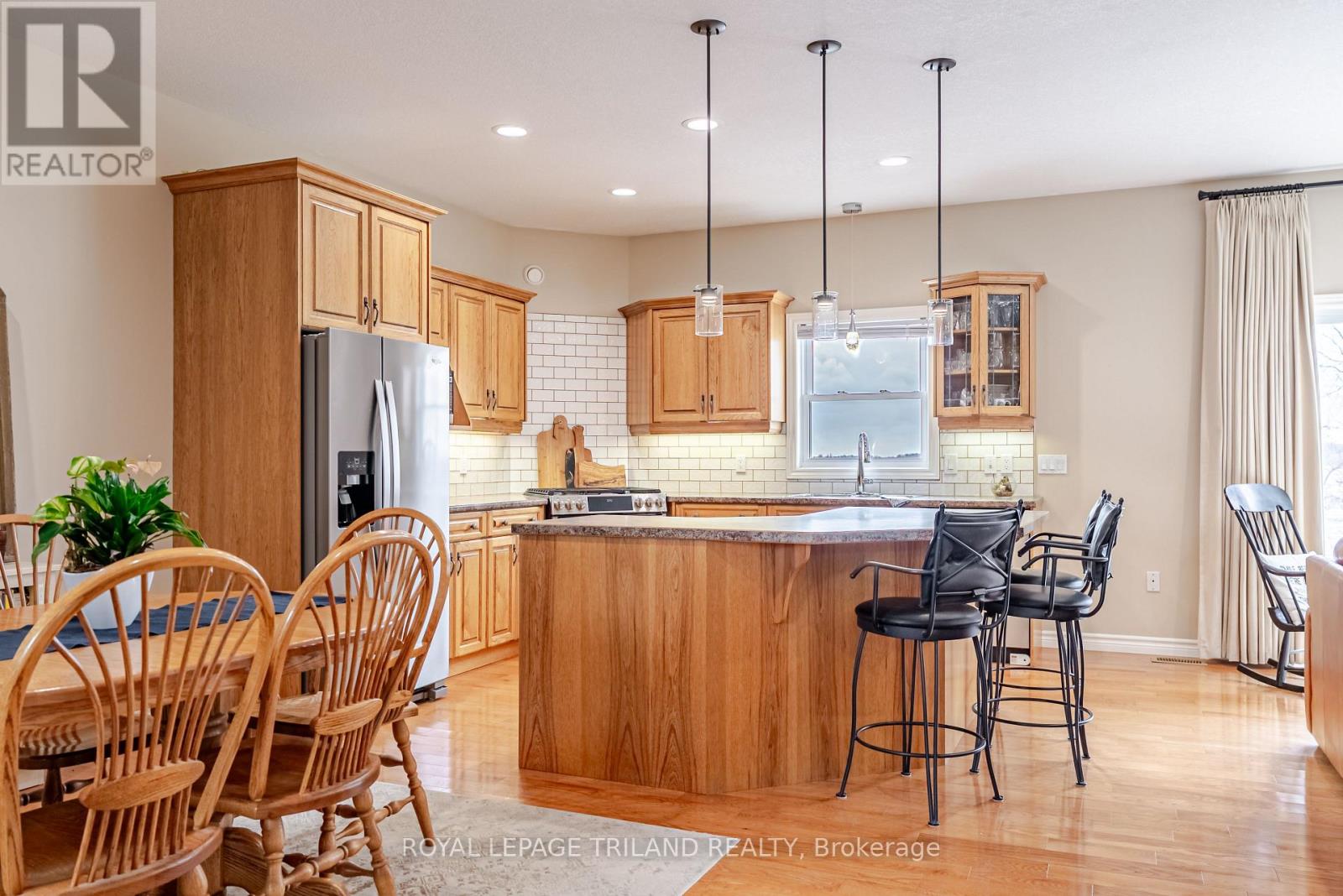 46821 MAPLETON LINE Property Photo