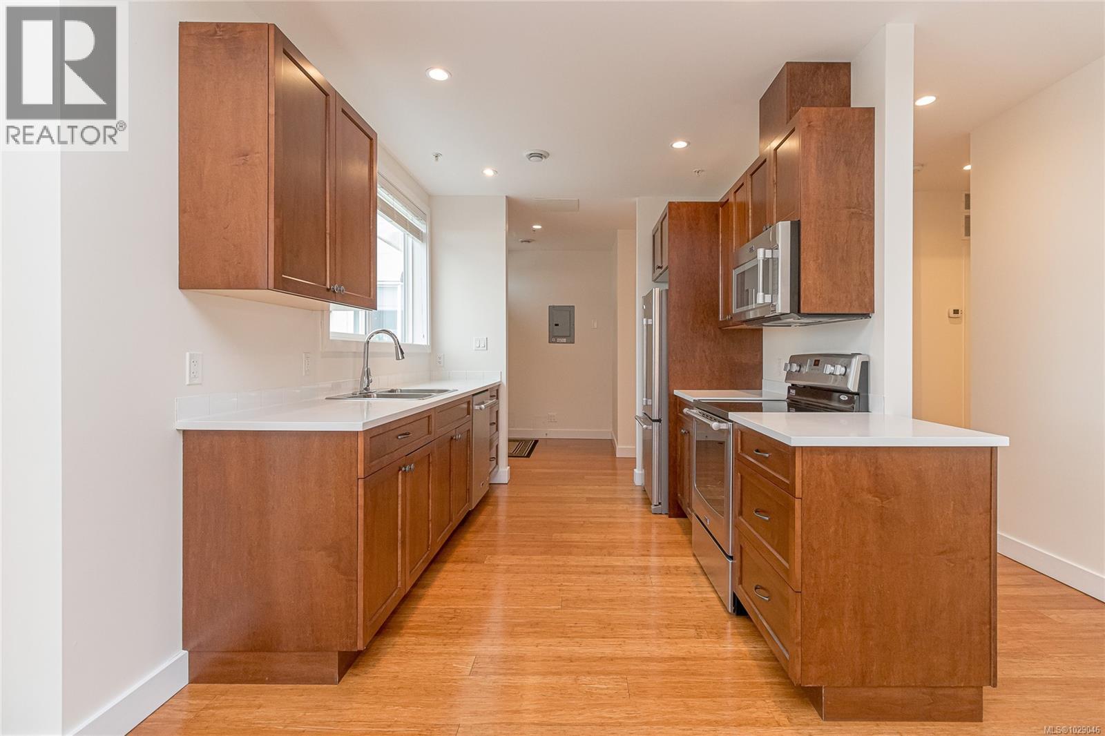 #404 177 KENNETH ST - 15