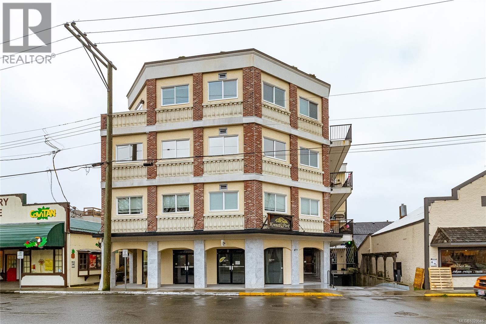 #404 177 KENNETH ST - Image 2