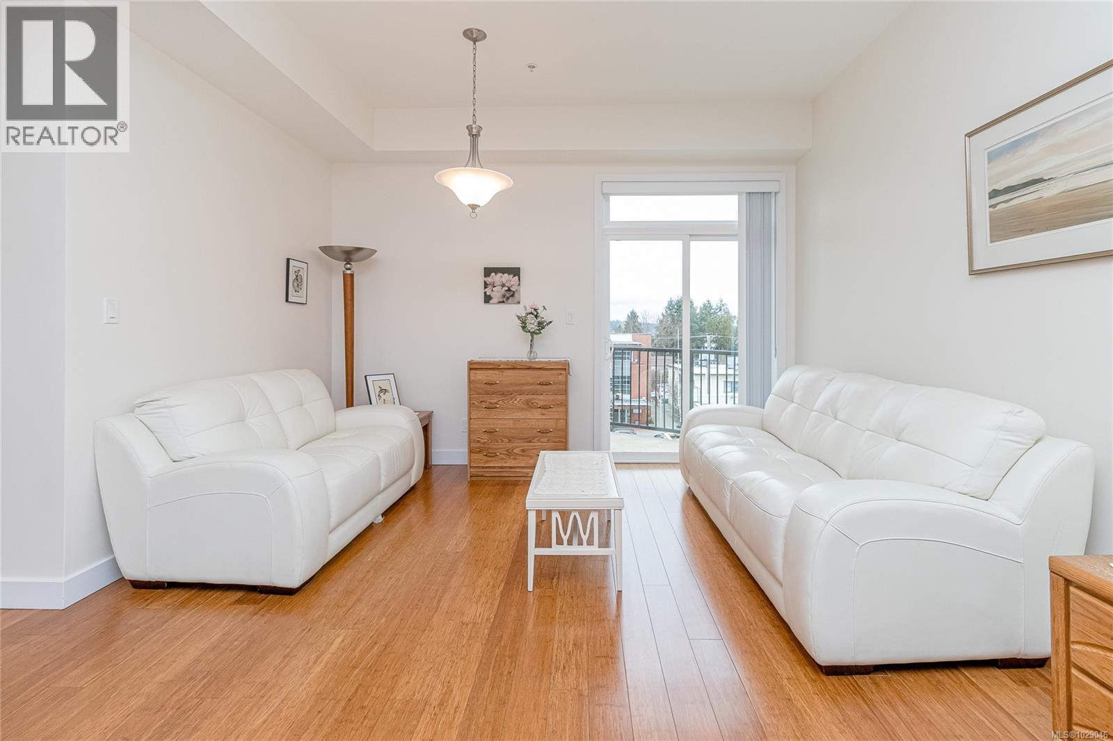 #404 177 KENNETH ST - 8