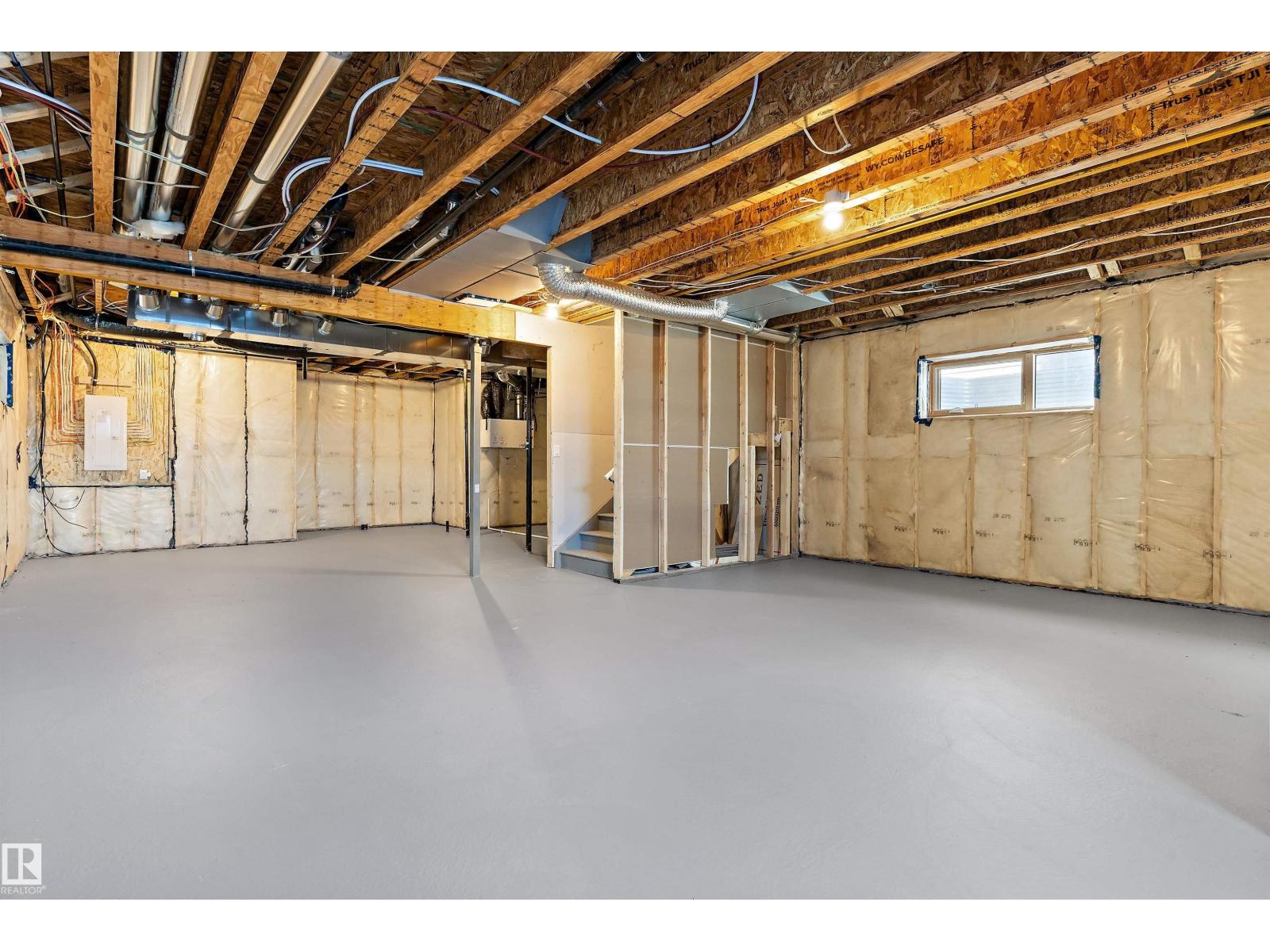 220 EDGEMONT GR NW - 43