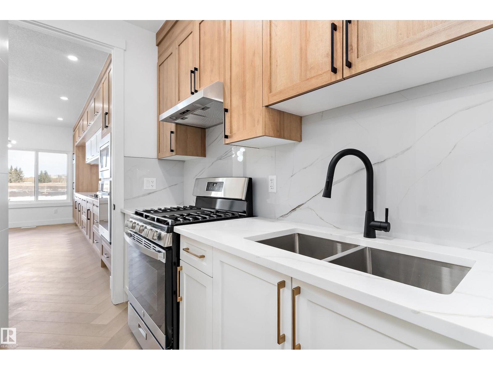 220 EDGEMONT GR NW - 11