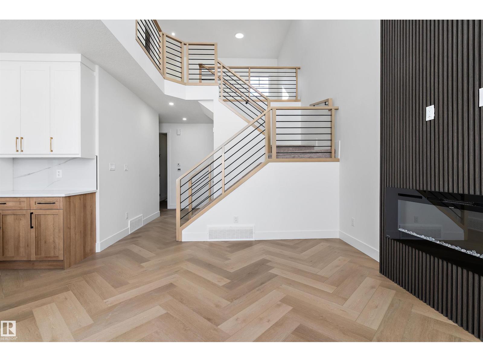 220 EDGEMONT GR NW - 13