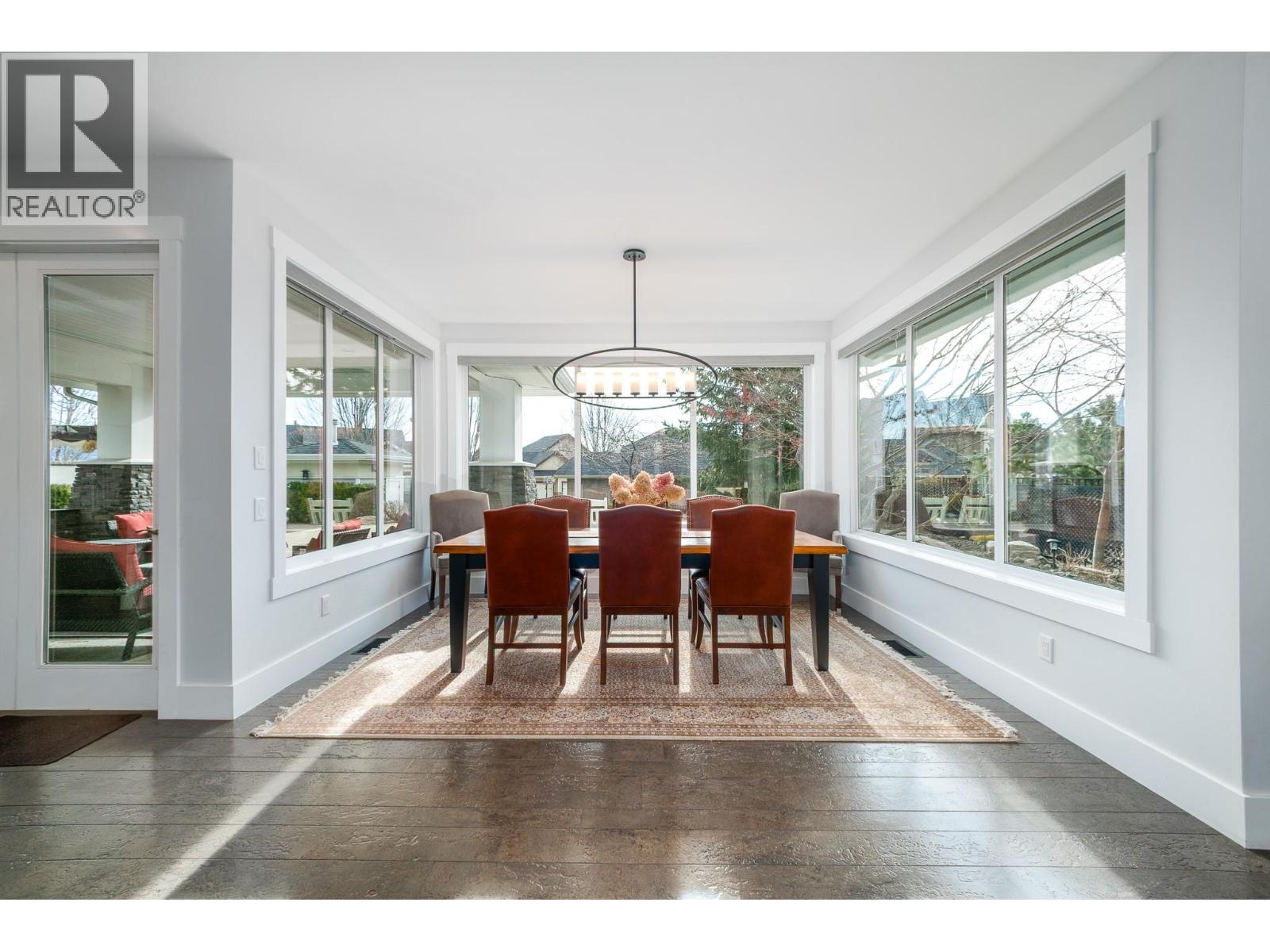 131 SKYLAND DRIVE - 26