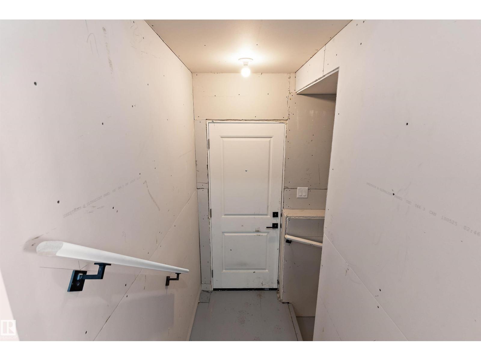 220 EDGEMONT GR NW - 42