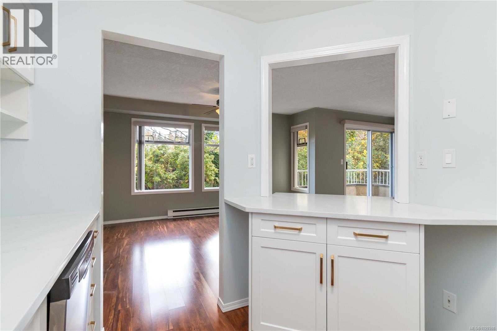 #104 3263 ALDER ST - 16