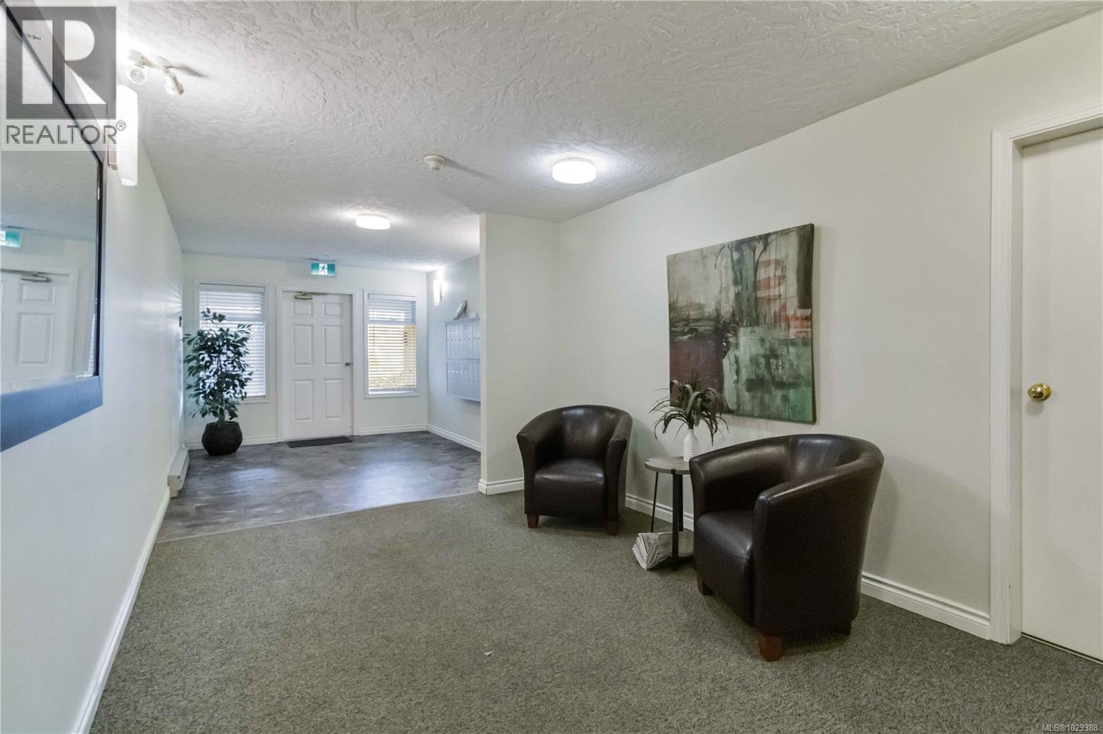 #104 3263 ALDER ST - 34