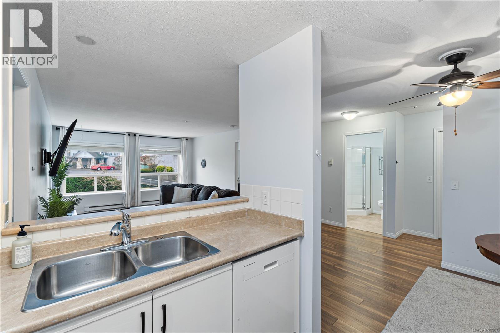 #406 1631 DUFFERIN CRES - 9