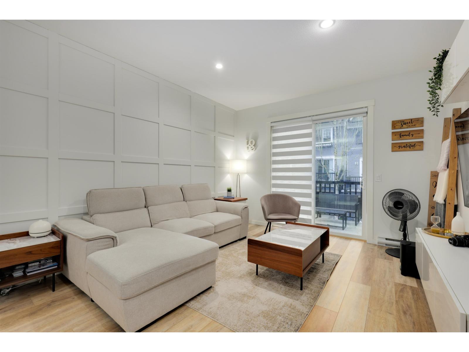 53 8767 162 Street - photo 2