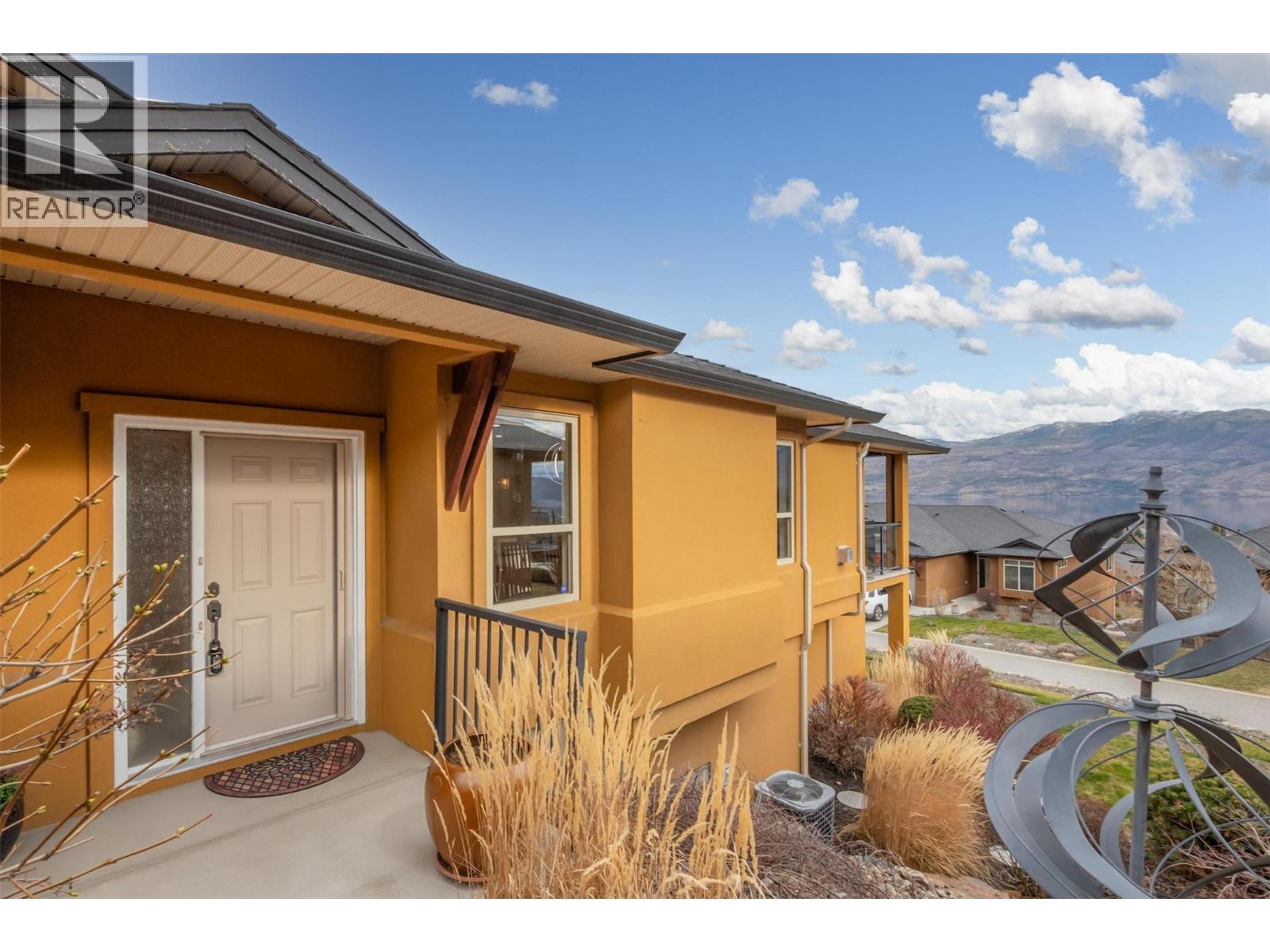 2172 Alvarado Trail, West Kelowna