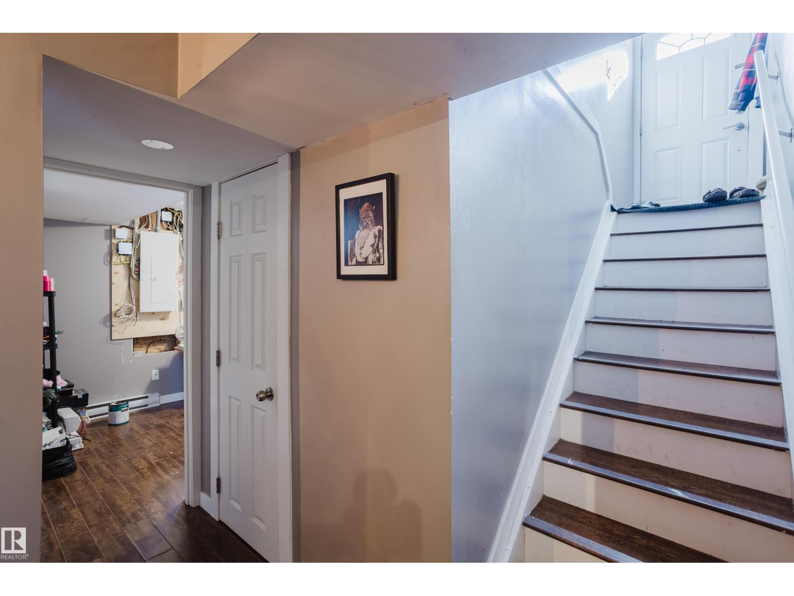 6707 149A AV NW — photo 41