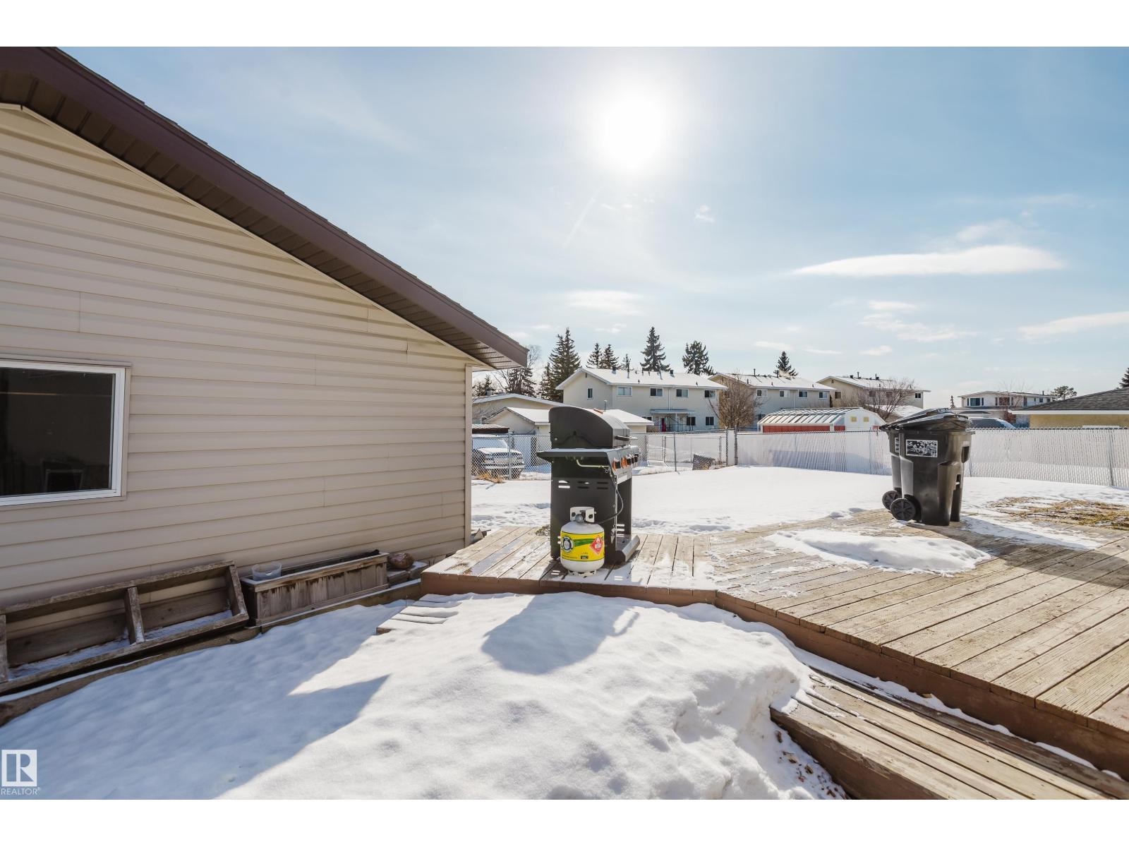 6707 149A AV NW — photo 46