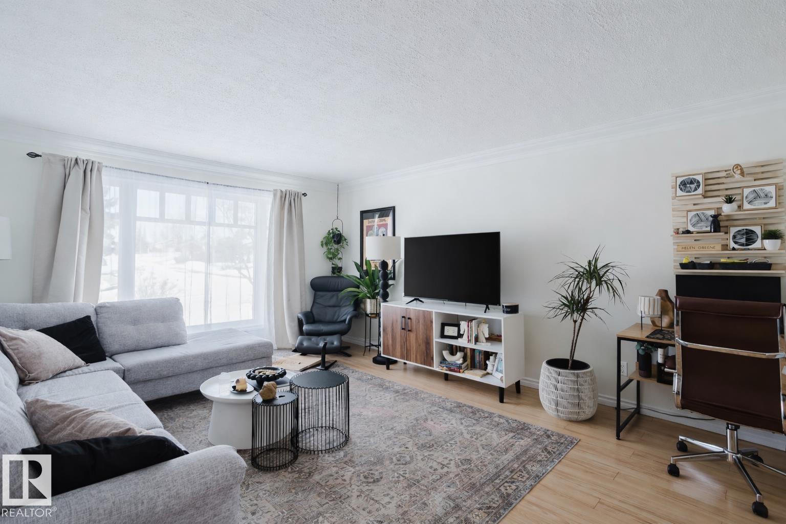 6707 149A AV NW - photo 5