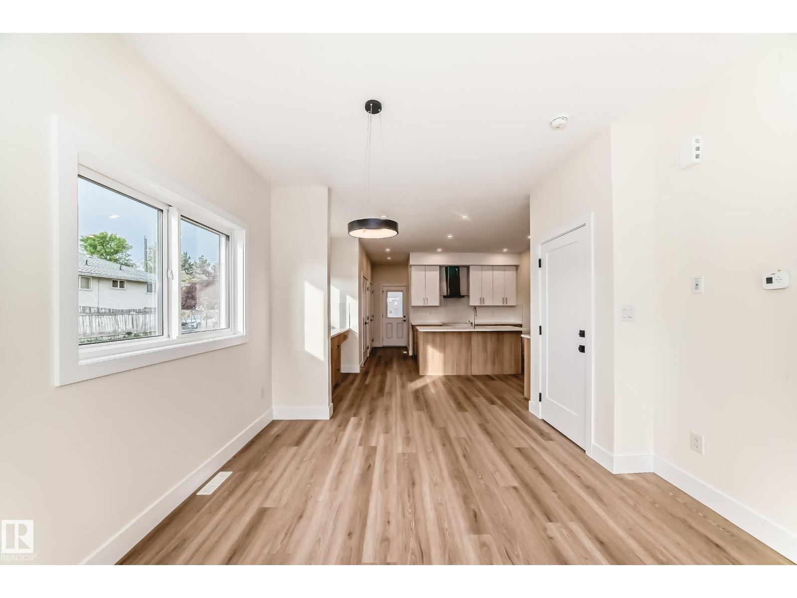10718 149 ST NW NW - 18
