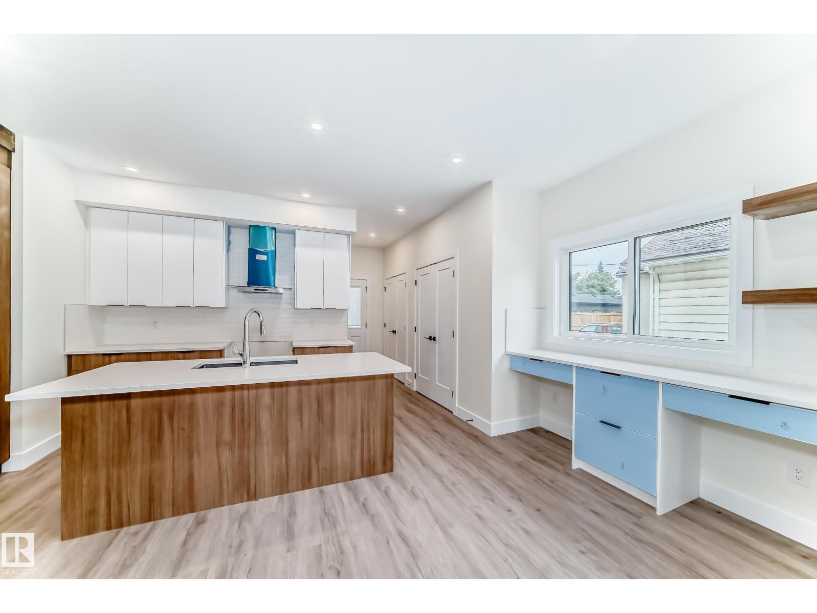 10720 149 ST NW - 7