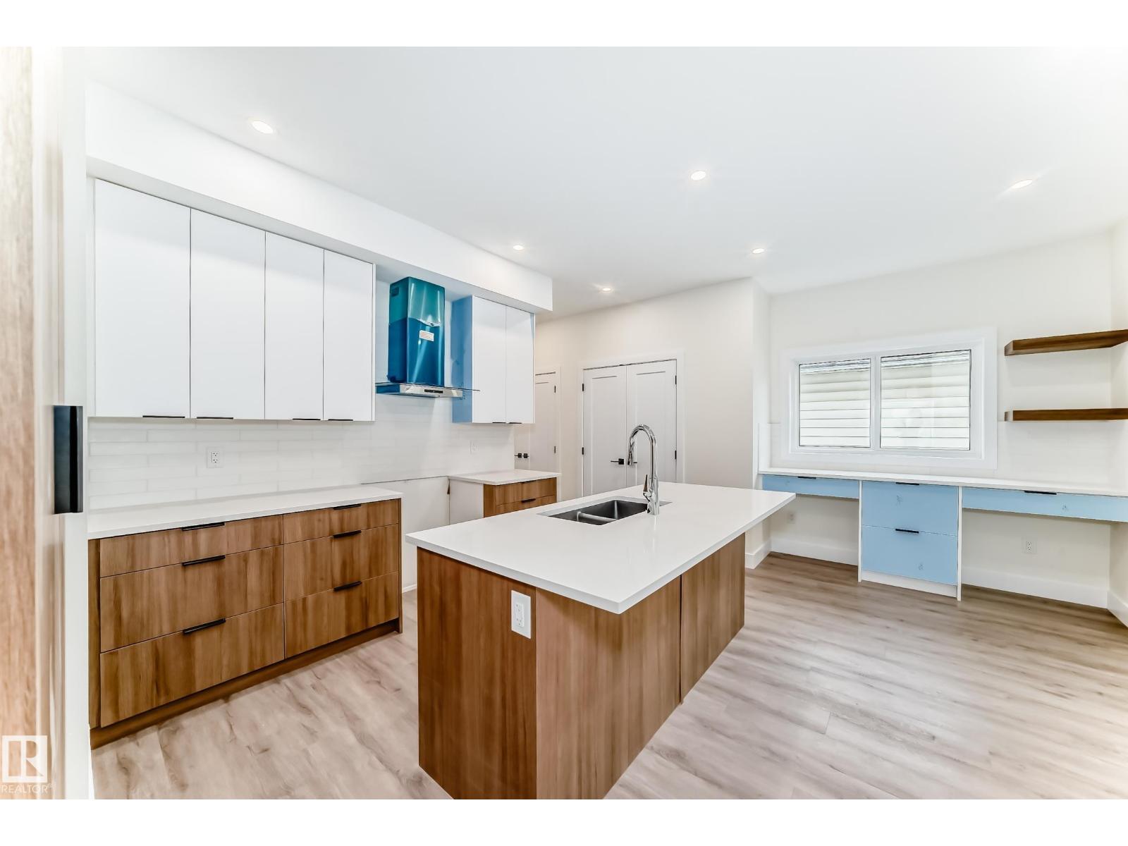 10720 149 ST NW - 8