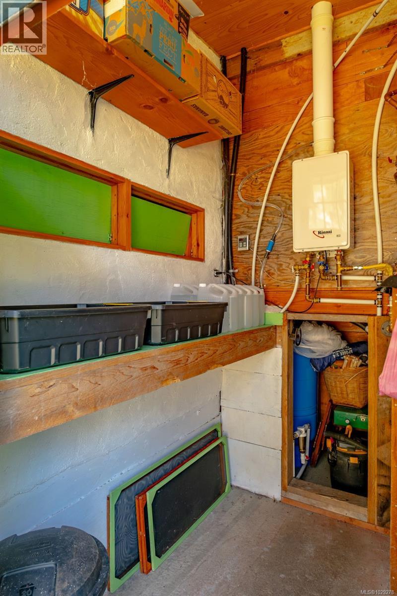 9 Grant Rd - 34
