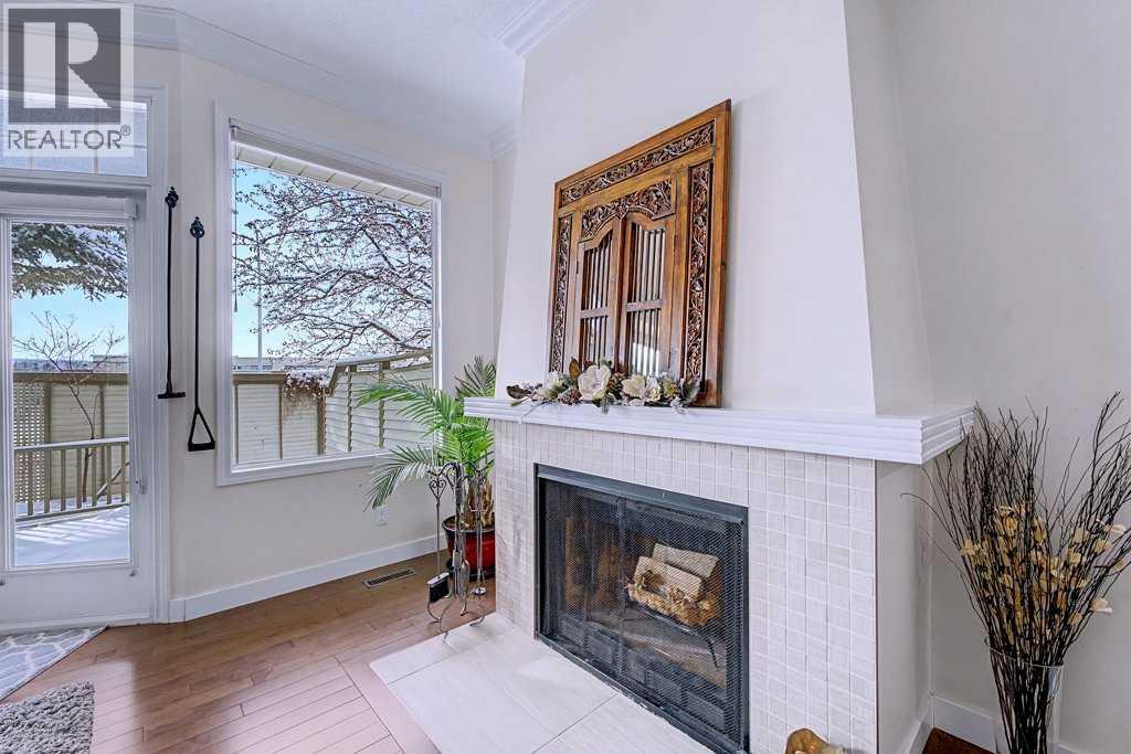 Single Family House for Sale in    Street NW Varsity Calgary 