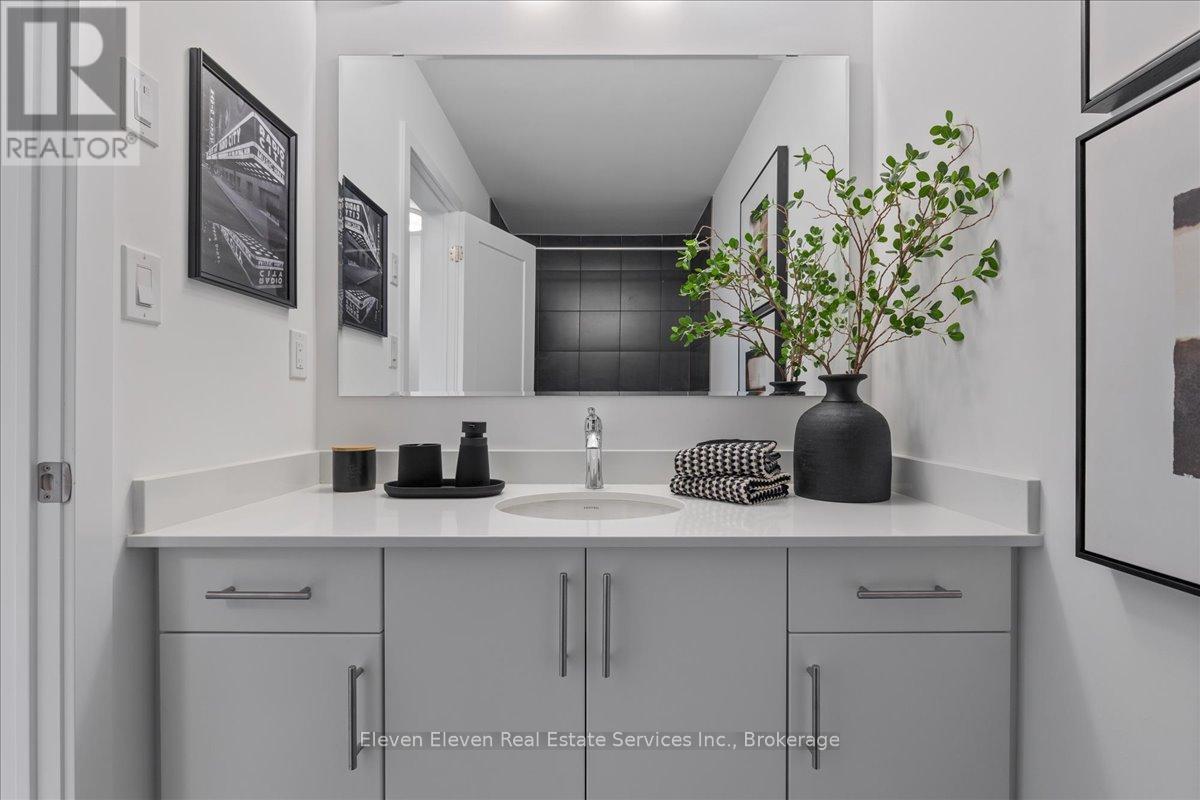 #88 940 ST. DAVID STREET N - 22