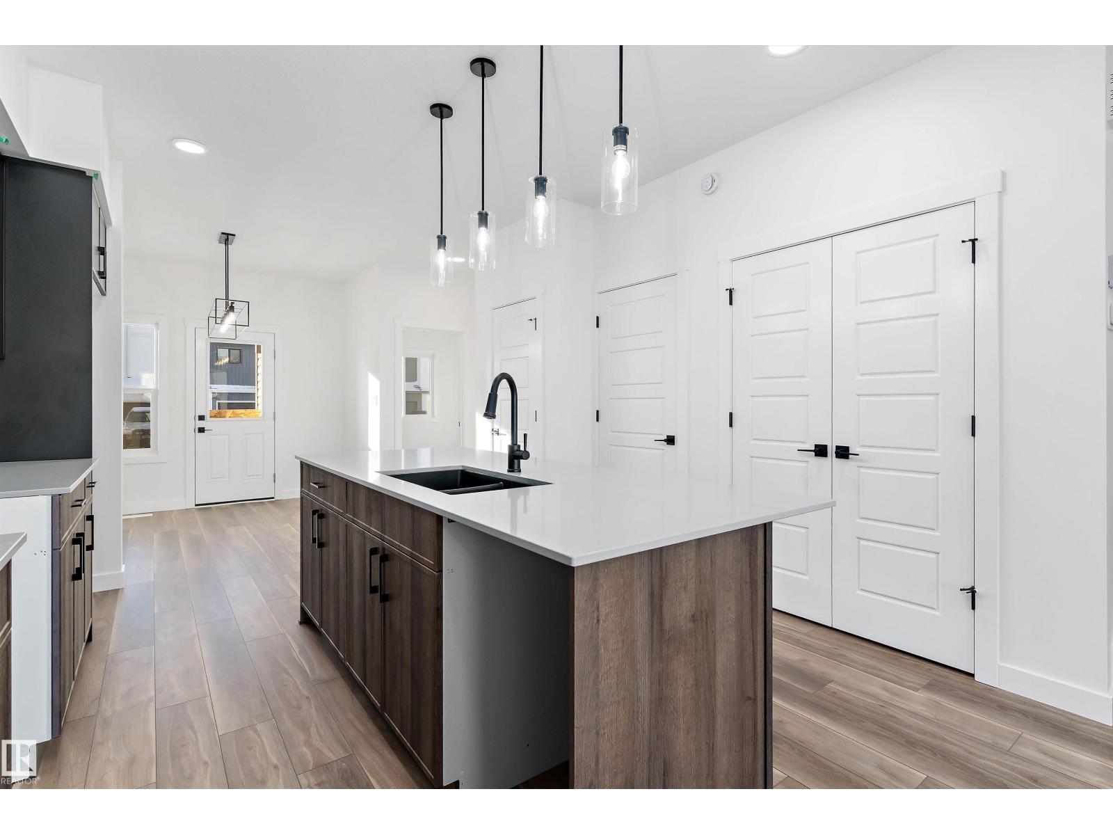 
          2016 191 Street NW
            <br/>
            <span>Edmonton</span>
            , 
            <span>AB</span>
             <span>T6M3E8</span>
         - Photo 44