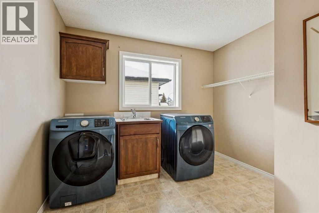 56 Bow Ridge Drive, Cochrane