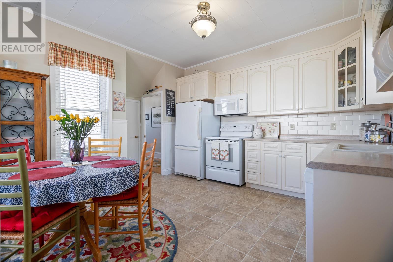 Property 21 of 38 of 216 BROOKSIDE Avenue