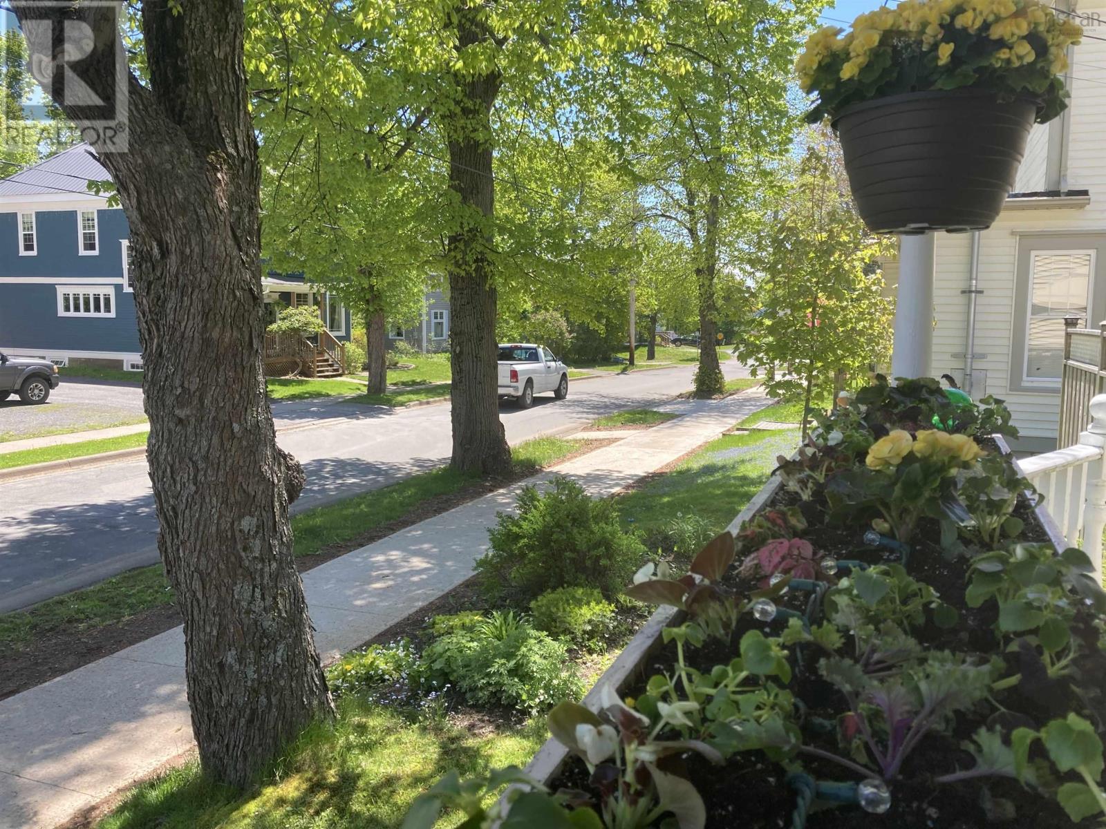 Property 7 of 38 of 216 BROOKSIDE Avenue