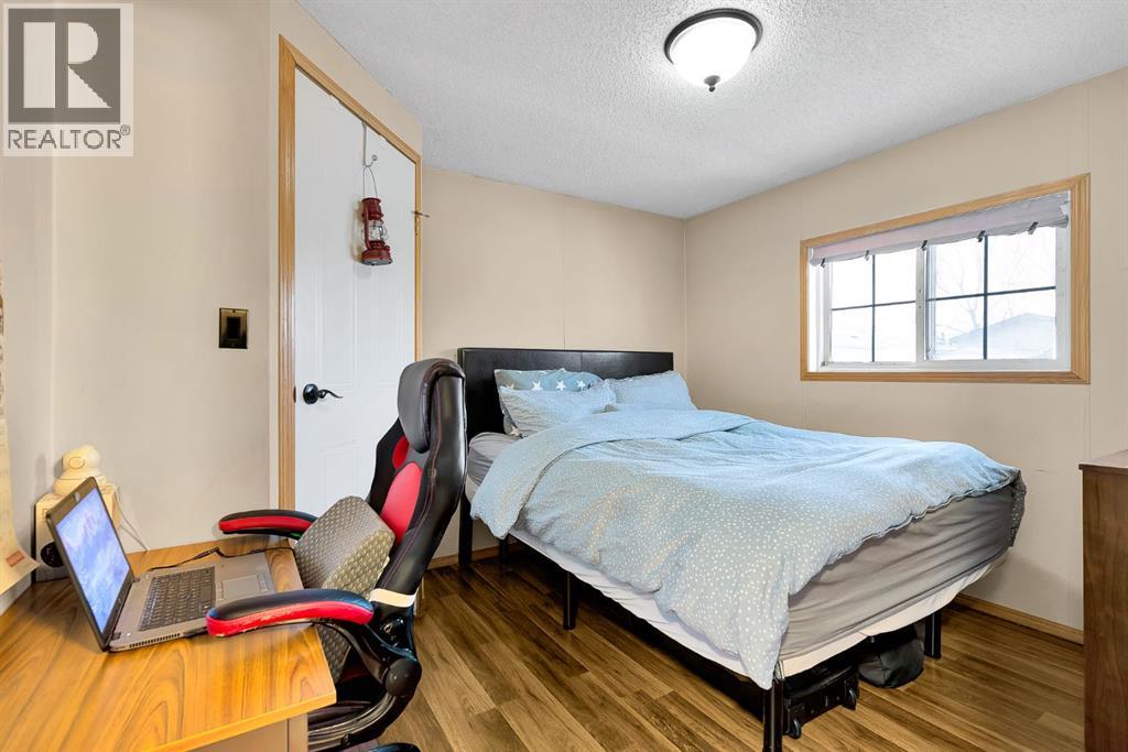 Single Family House Bungalow for Sale in  Erin Woods Circle SE Erin Woods Calgary 