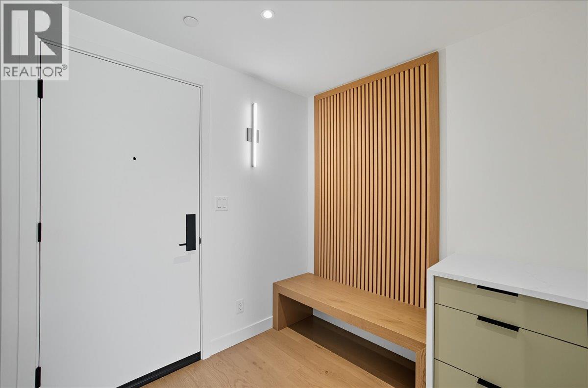 266 BAKER Street Unit# 17, Nelson