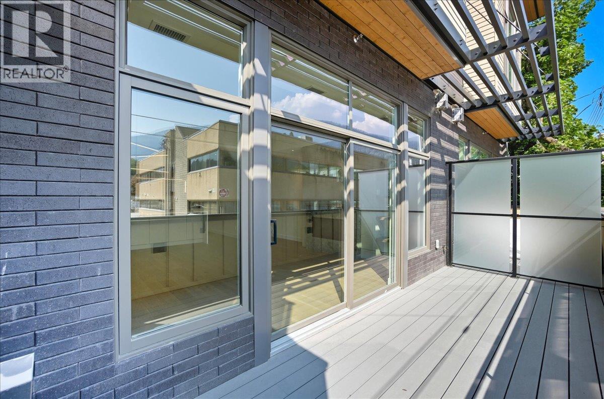 266 BAKER Street Unit# 17, Nelson