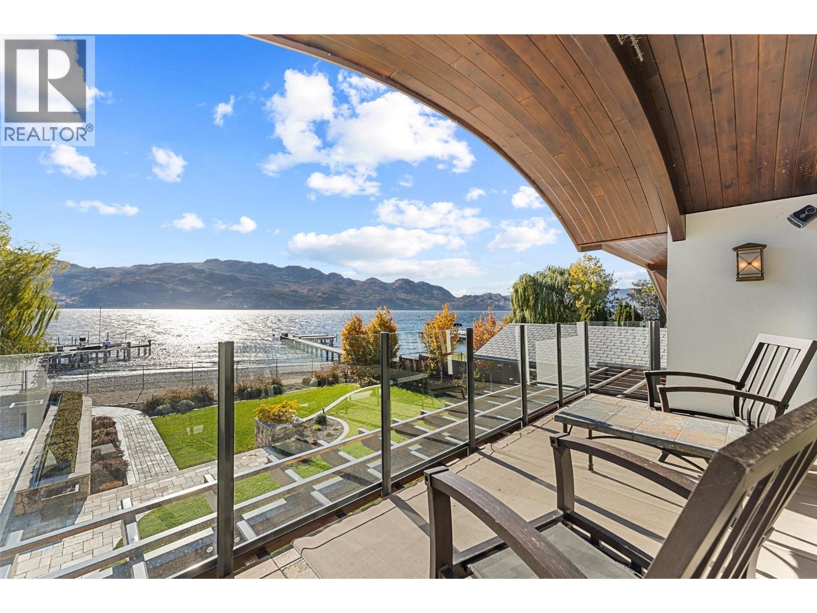 2423 Whitworth Road, West Kelowna