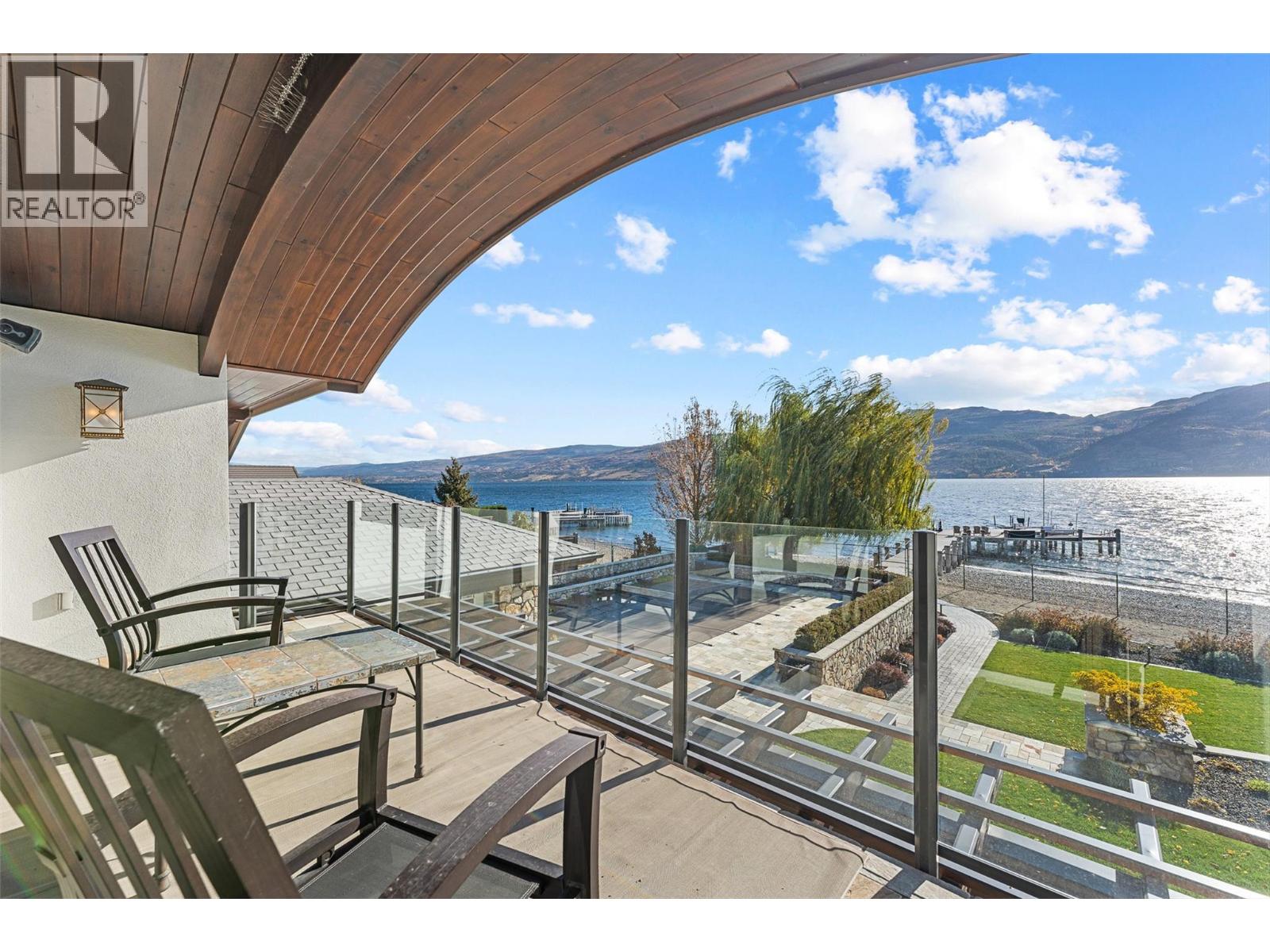 2423 Whitworth Road, West Kelowna