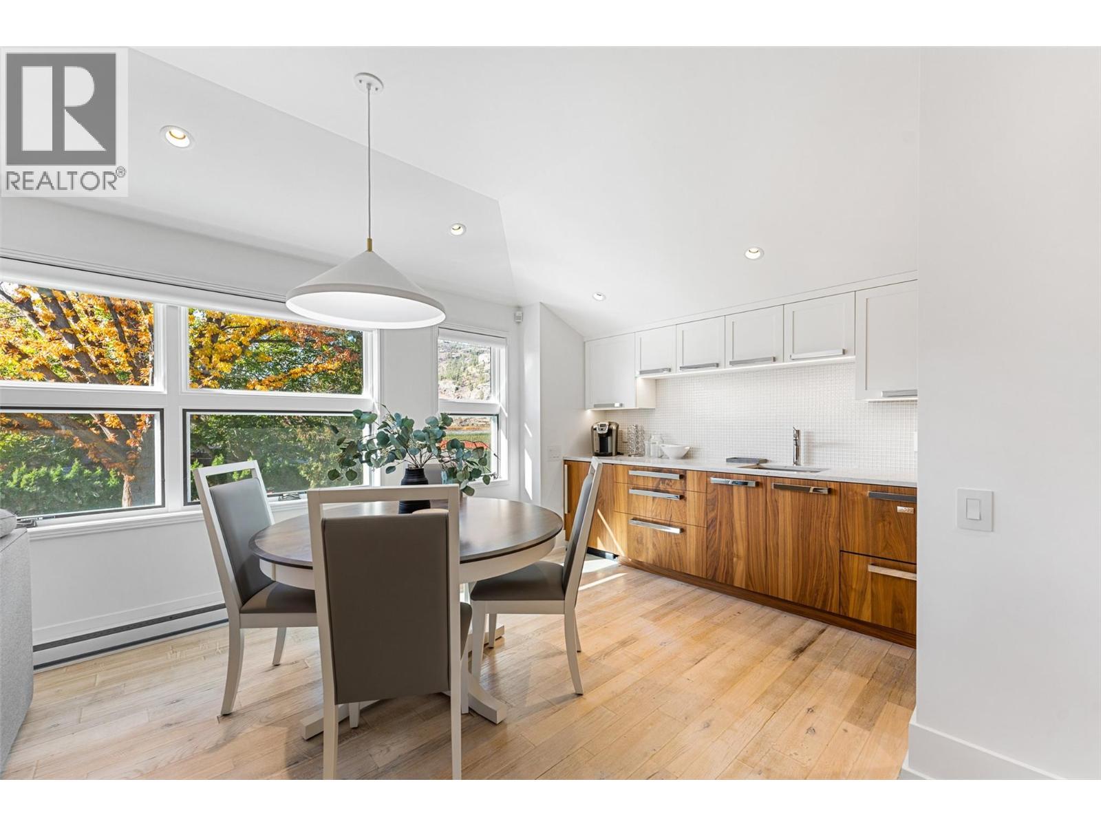 2423 Whitworth Road, West Kelowna