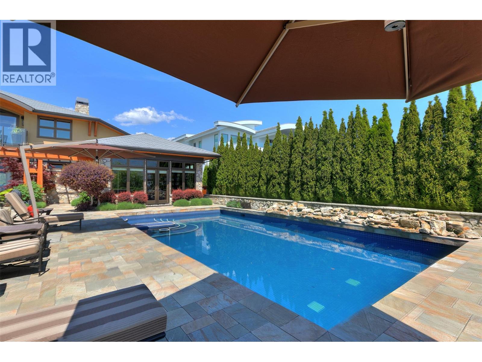 2423 Whitworth Road, West Kelowna