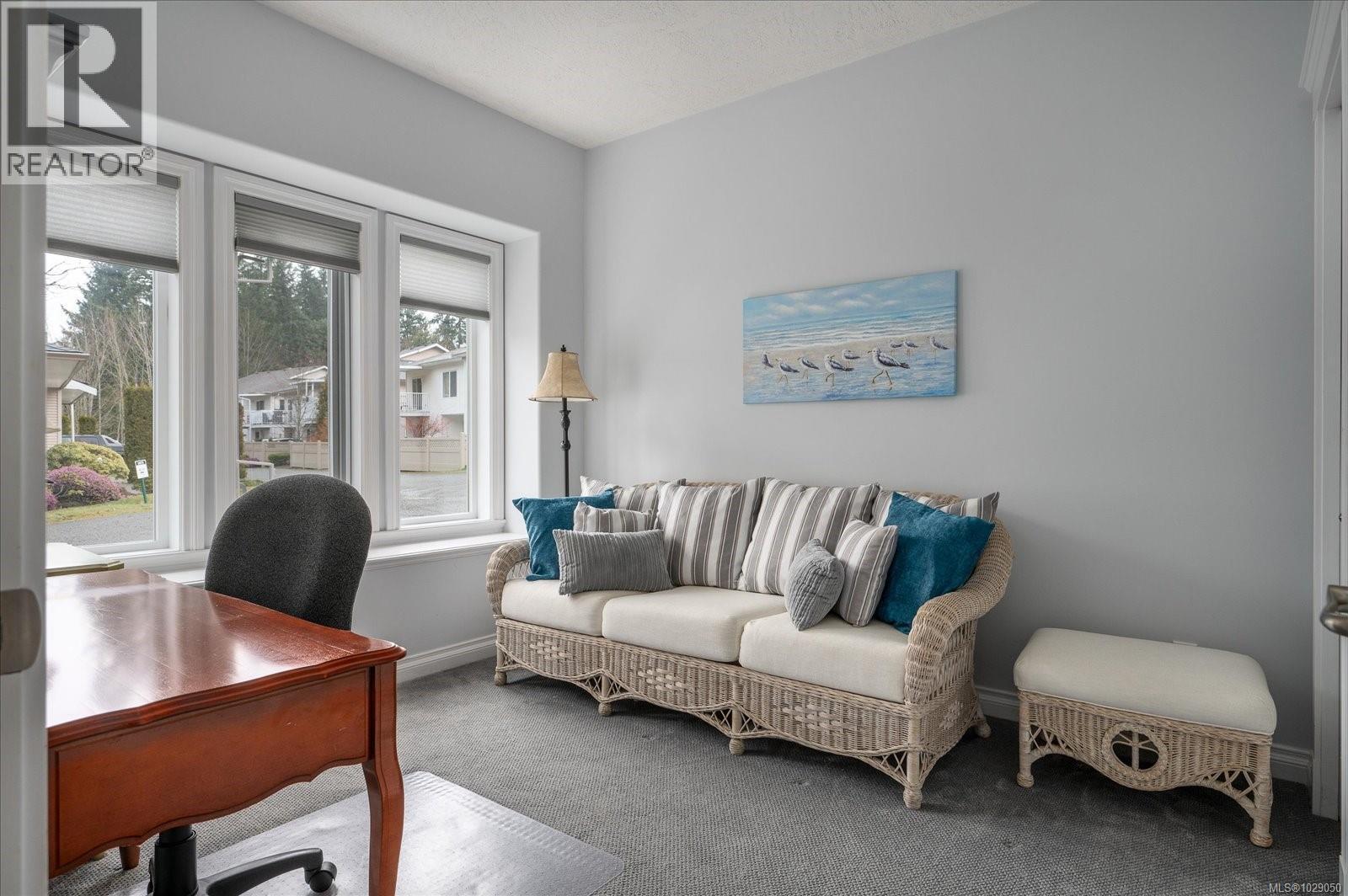 #42 1150 WALKEM RD - 8