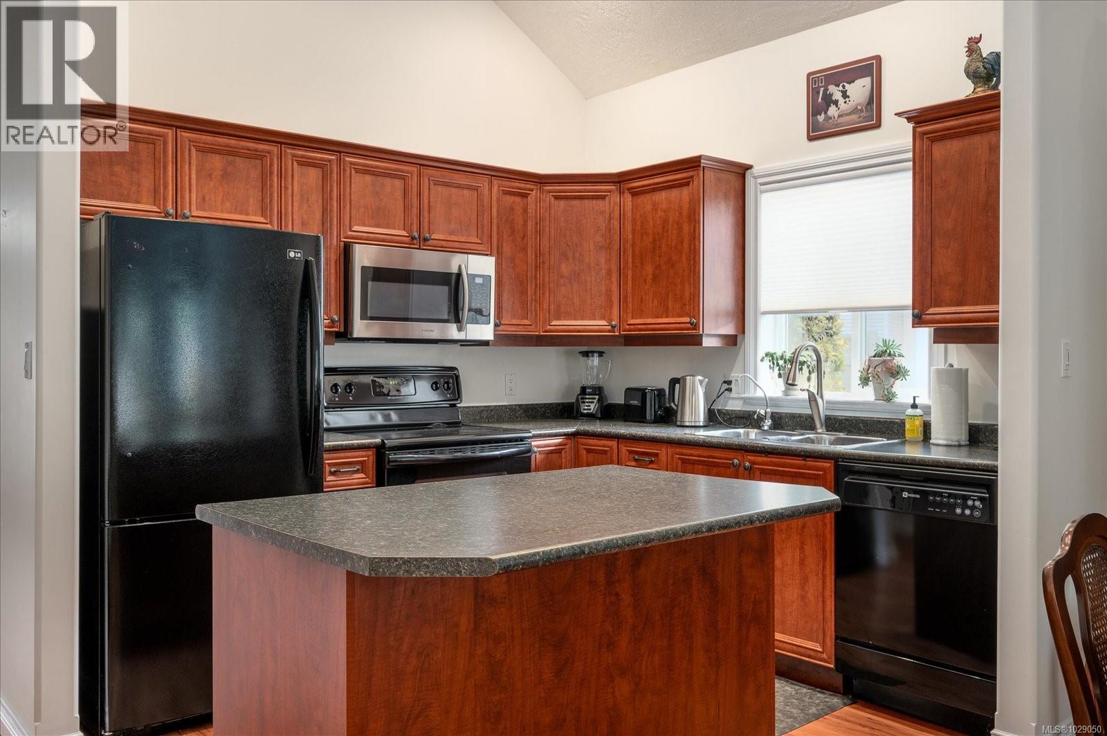 #42 1150 WALKEM RD - 11