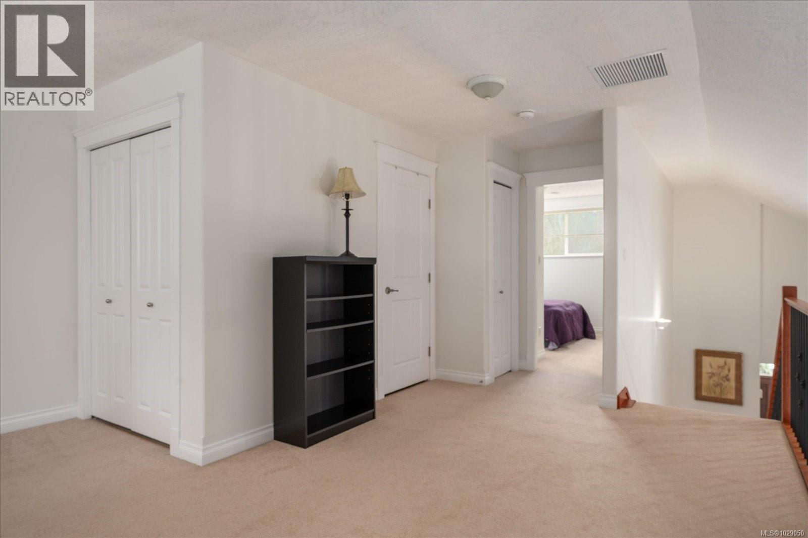 #42 1150 WALKEM RD - 25