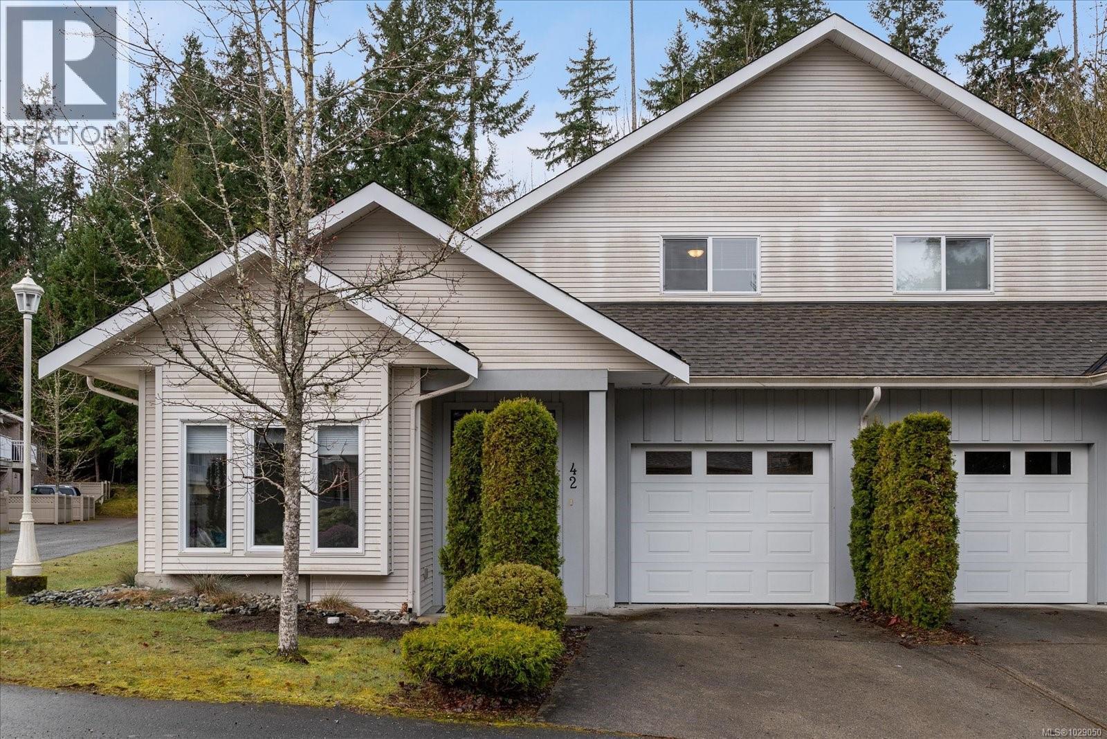 #42 1150 WALKEM RD - Image 2