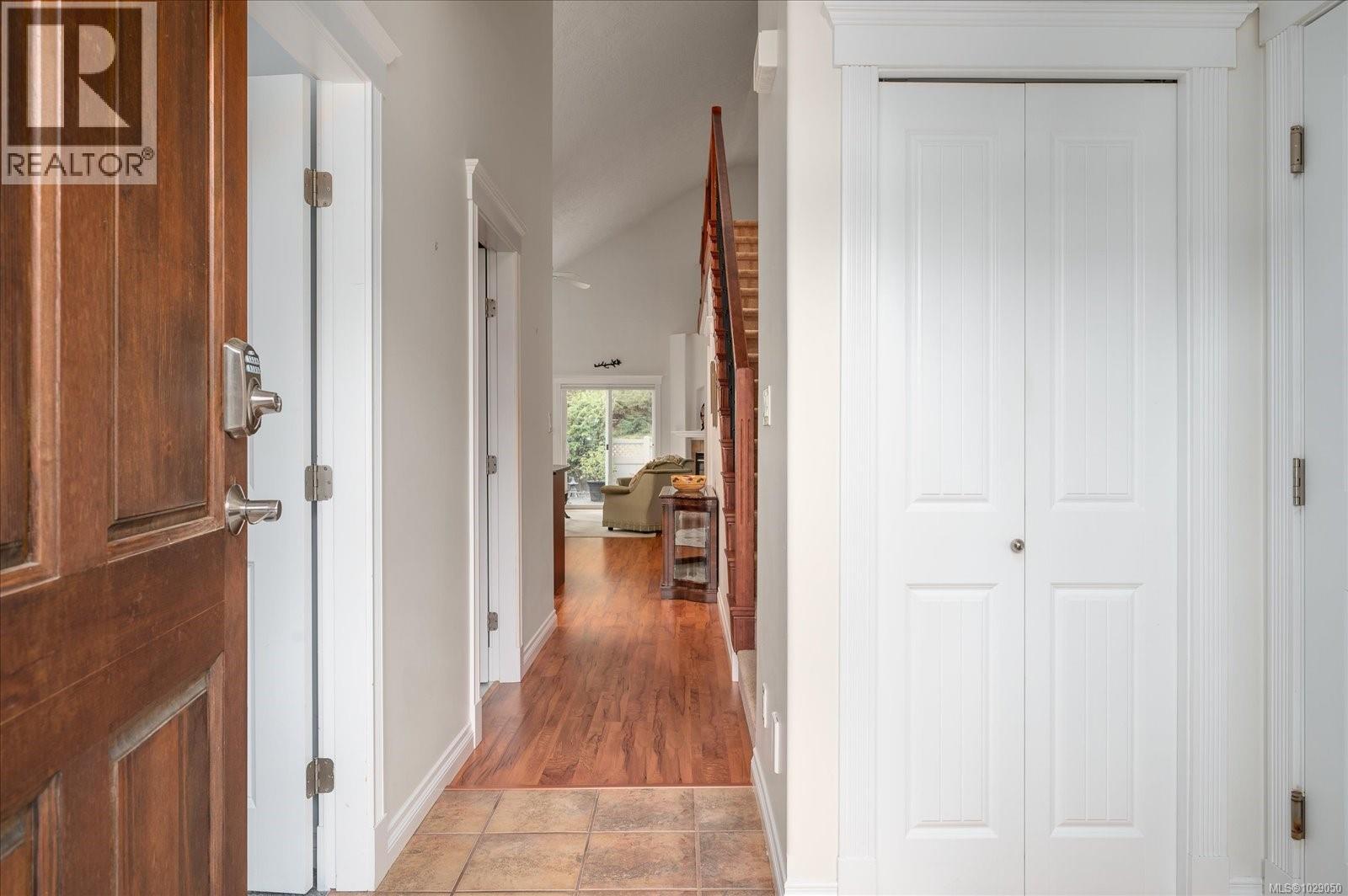 #42 1150 WALKEM RD - 5