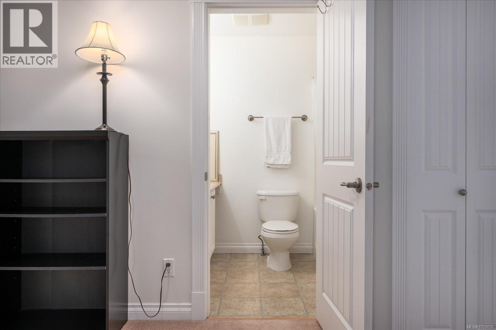 #42 1150 WALKEM RD - 30