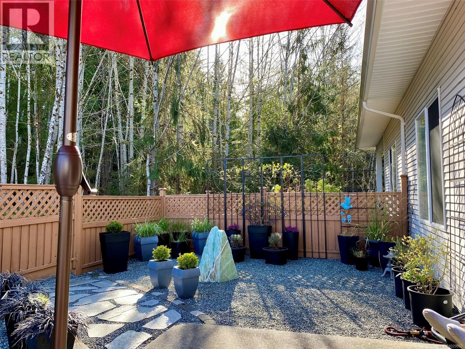 #42 1150 WALKEM RD - 35