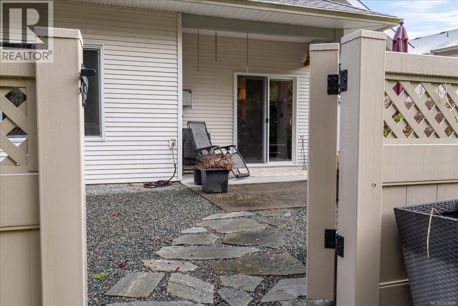 #42 1150 WALKEM RD - 36