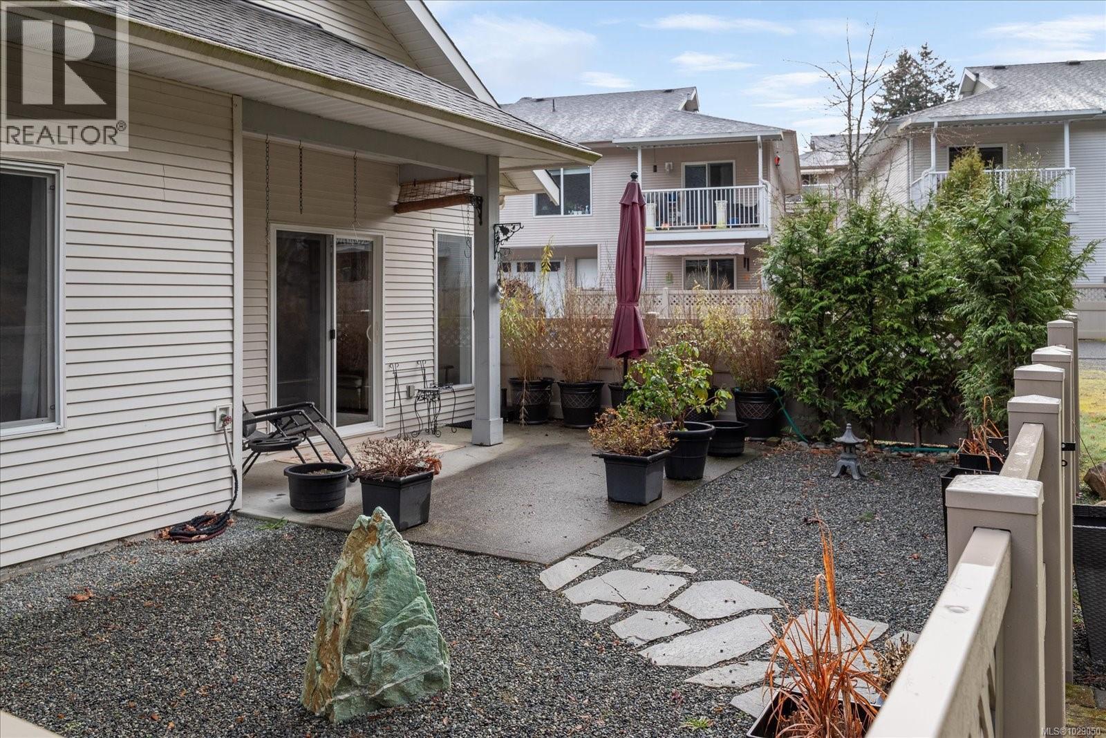 #42 1150 WALKEM RD - 38