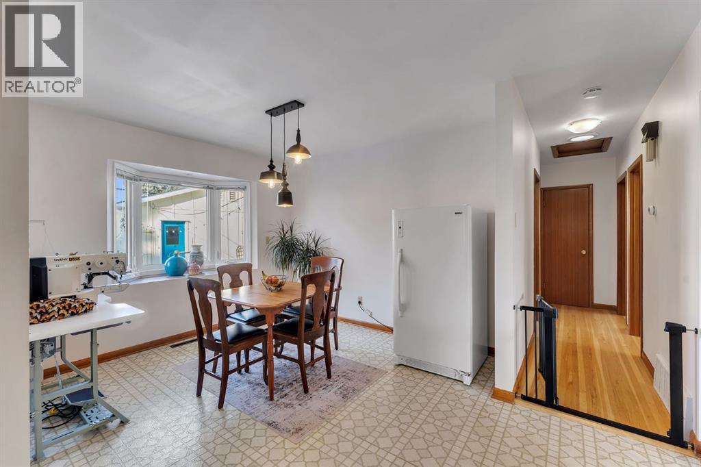 Single Family House Bungalow for Sale in  Kentish Drive SW Kingsland Calgary 